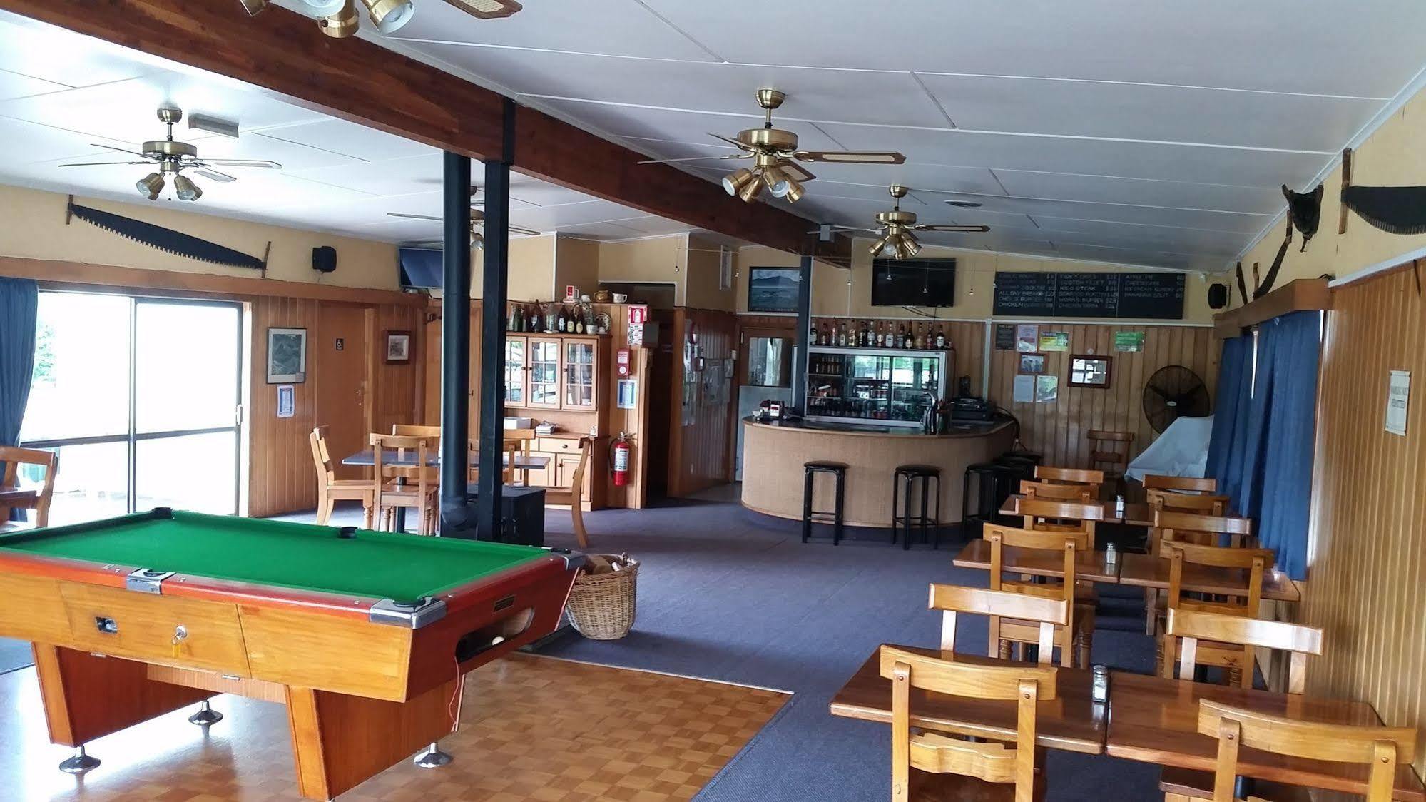Mahoe Motel